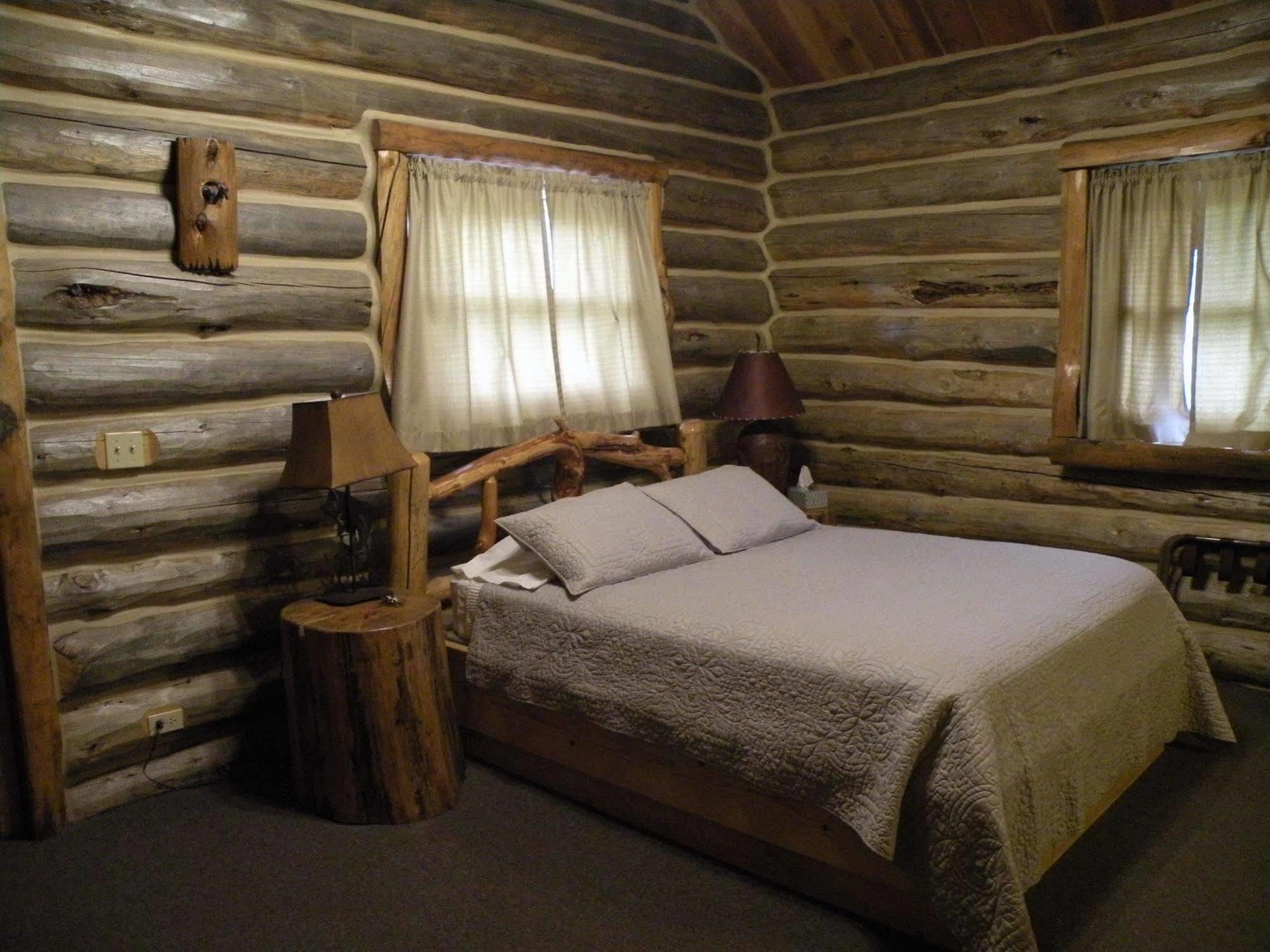 Gold Camp Cabins Кастер Экстерьер фото